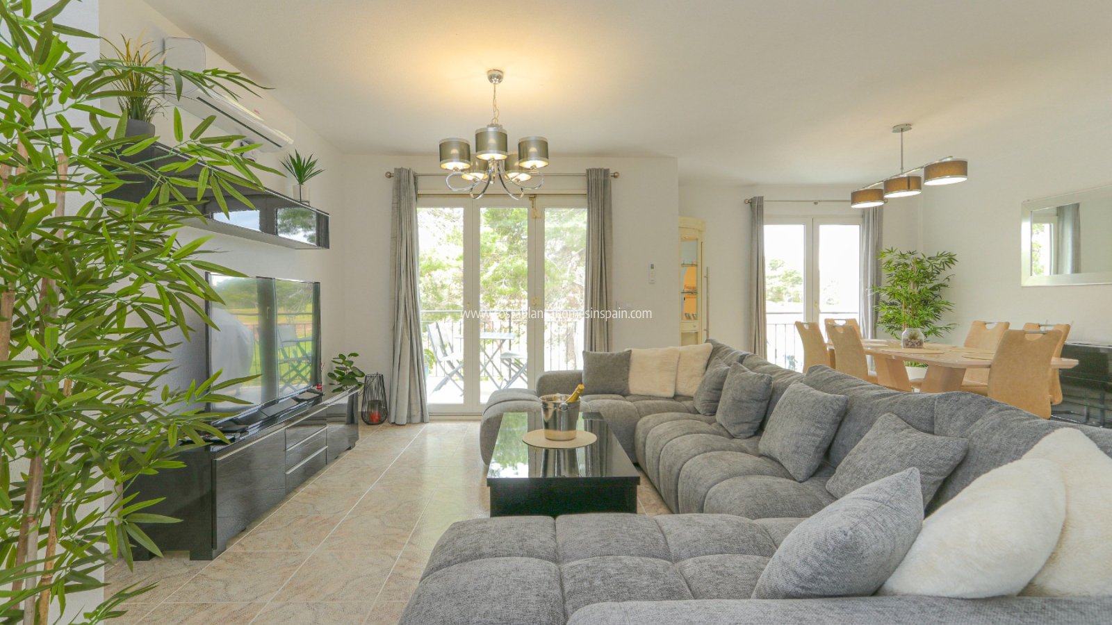 Alquiler a corto plazo - Apartment - Villamartin