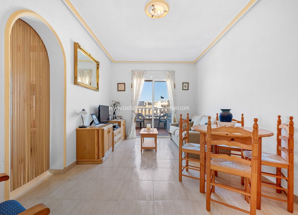 Alquiler a largo plazo - Apartment - Los Altos