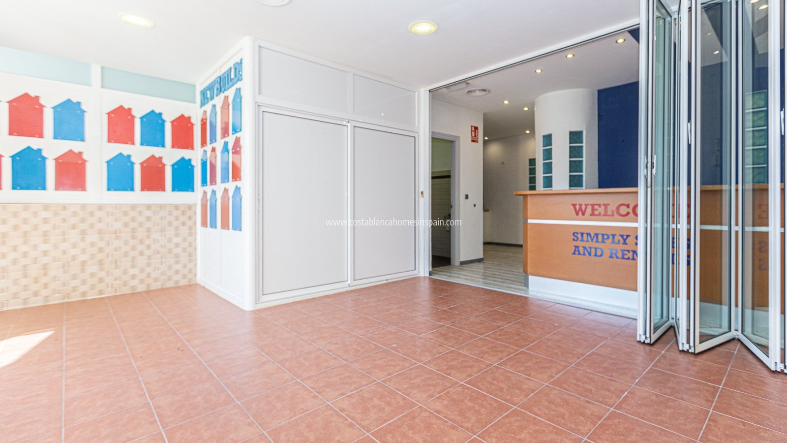 Alquiler a largo plazo - Commercial - Villamartin