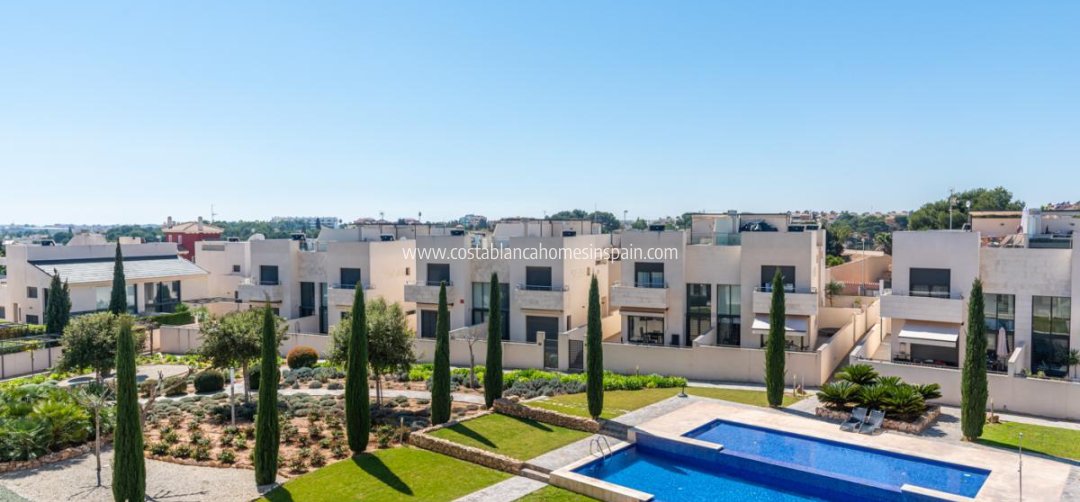 Apartment - Használt - Los Dolces - LOS DOLSES