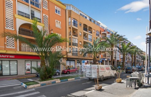 Apartment - Re-salg - Torrevieja - Playa del Cura