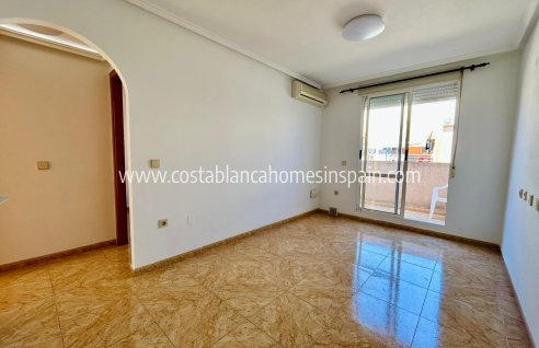 Apartment - Resale - Torrevieja - Torrevieja
