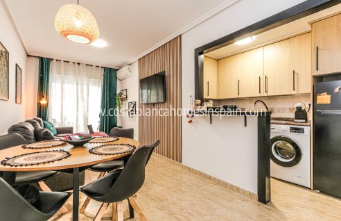 Apartment - Revente - Torrevieja - 1124 DE