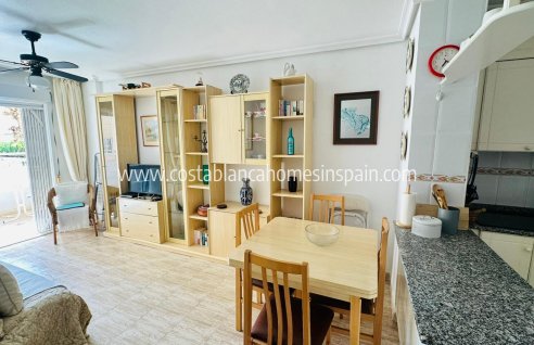 Apartment - Revente - Torrevieja - Urbanización San Luis