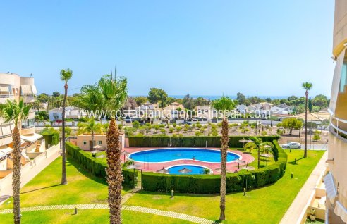 Apartment - Sale - Orihuela Costa - URE-98537