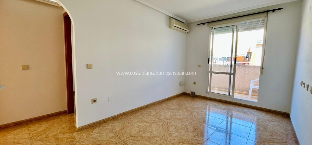 Apartment - Sale - Torrevieja - Torrevieja