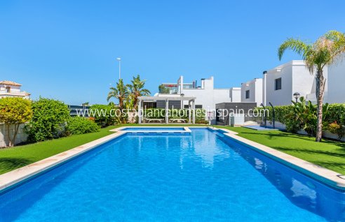Apartment - Venta - Villamartin - Villamartin