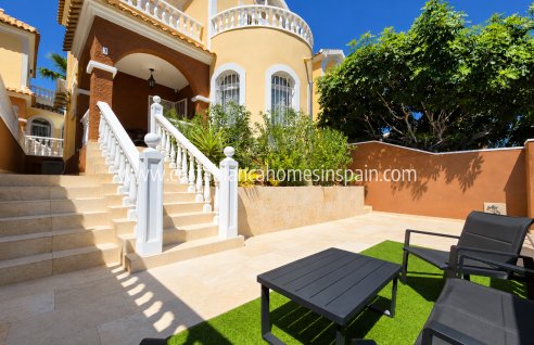 Detached Villa - Re-salg - Villamartin - Villamartin
