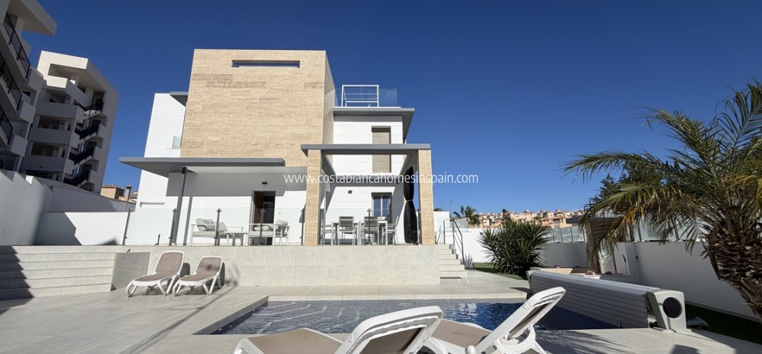 Detached Villa - Re-salg - Villamartin - Villamartin