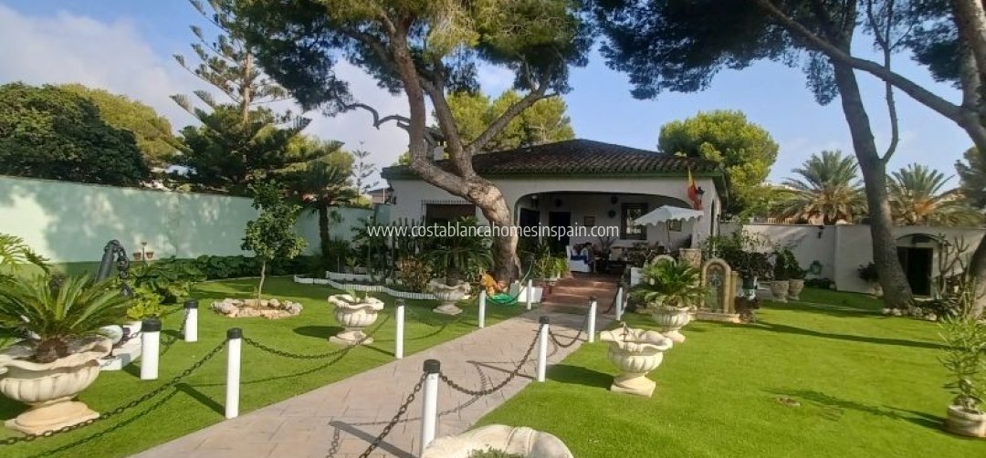 Detached Villa - Resale - Orihuela Costa - Orihuela Costa