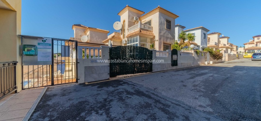 Detached Villa - Resale - Playa Flamenca - Orihuela Costa