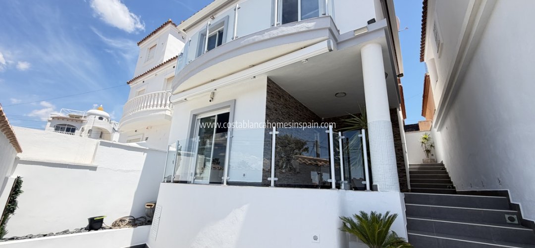 Detached Villa - Resale - Villamartin - Villamartin