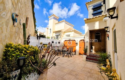 Detached Villa - Resale - Villamartin - Villamartin