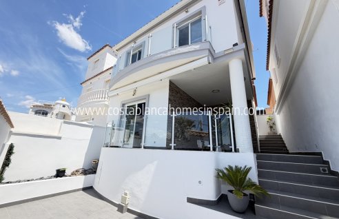 Detached Villa - Resale - Villamartin - Villamartin