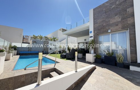Detached Villa - Resale - Villamartin - Villamartin