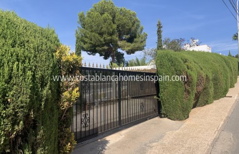 Detached Villa - Resale - Villamartin - Villamartin