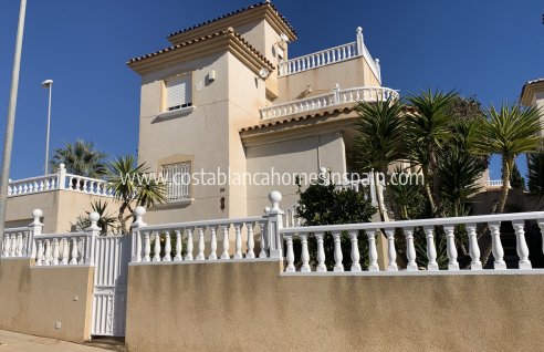 Detached Villa - Resale - Villamartin - Villamartin