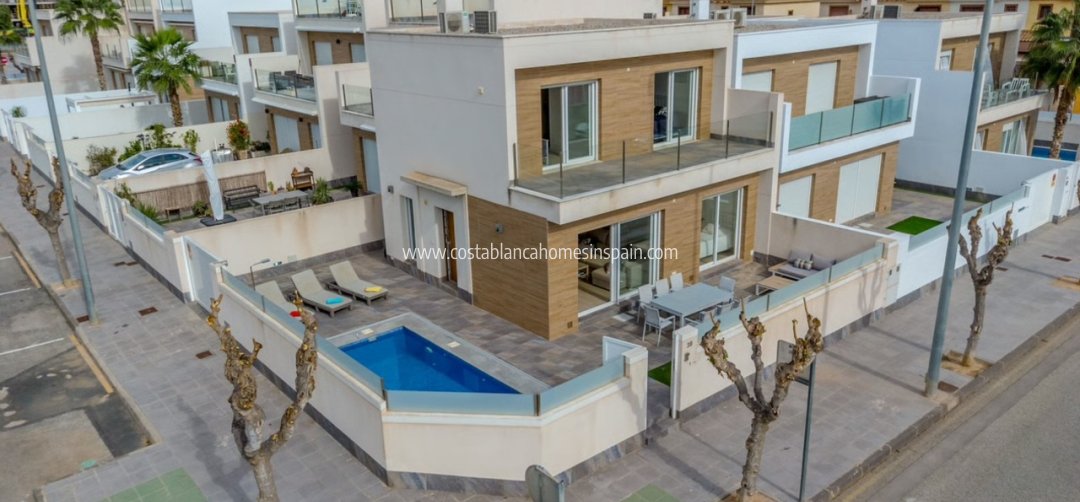 Detached Villa - Sale - Pilar de La Horadada - Pilar de la Horadada