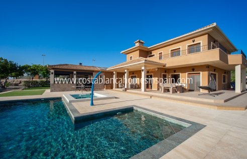 Detached Villa - Sale -  - Torremendo