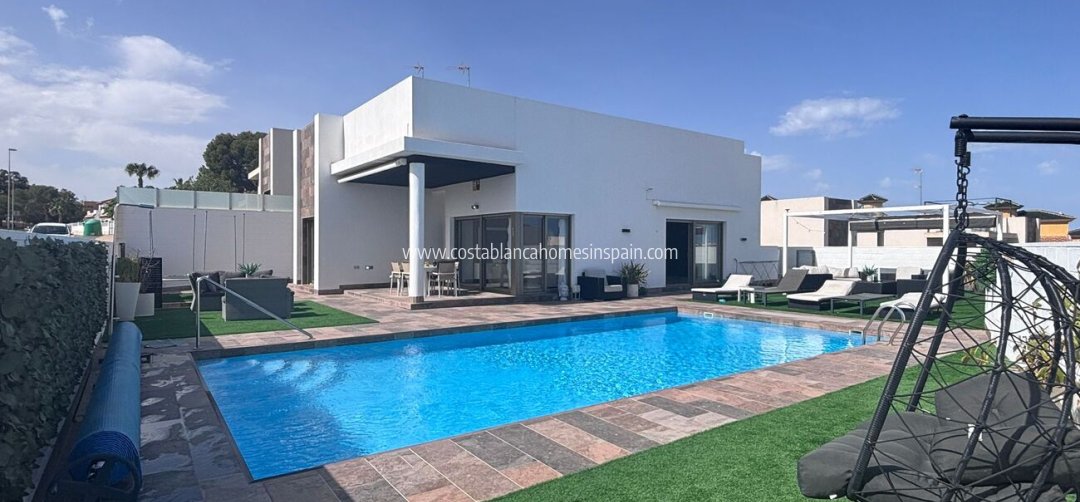 Detached Villa - Sale - Villamartin - Pau 8