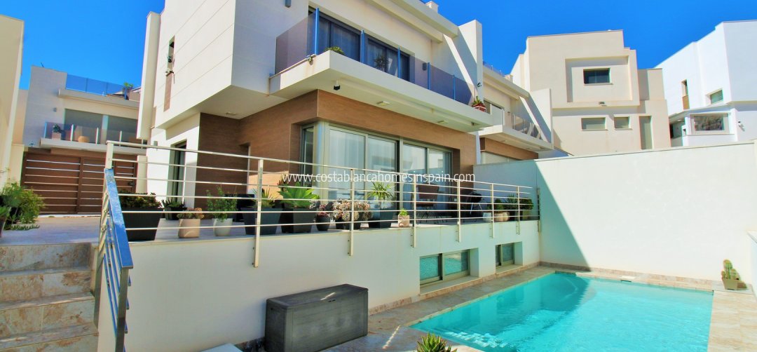 Detached Villa - Sale - Villamartin - Villamartin