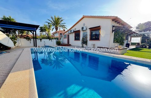 Detached Villa - Venta - Cabo Roig - Cabo Roig