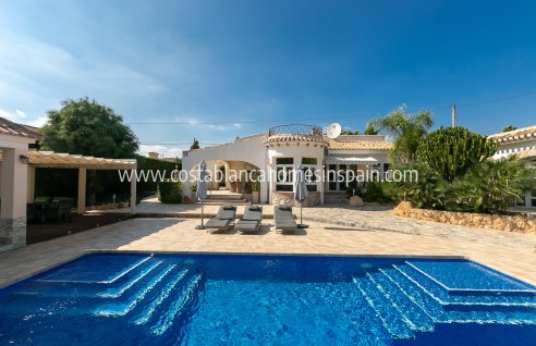 Detached Villa - Venta - Campoamor - Lomas de Don Juan