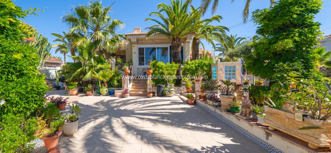Detached Villa - Venta - Ciudad Quesada - Rojales