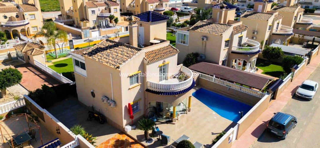 Detached Villa - Venta - Lomas de Caboroig - Lomas de Cabo Roig