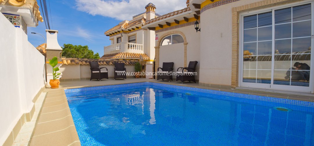 Detached Villa - Venta - Torrevieja - Torrevieja