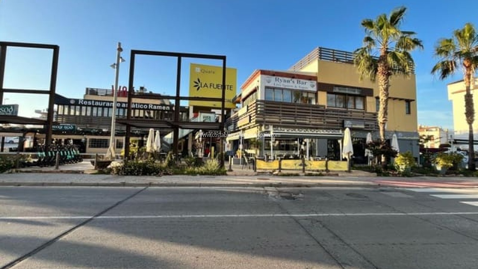 Használt - Commercial - Villamartin