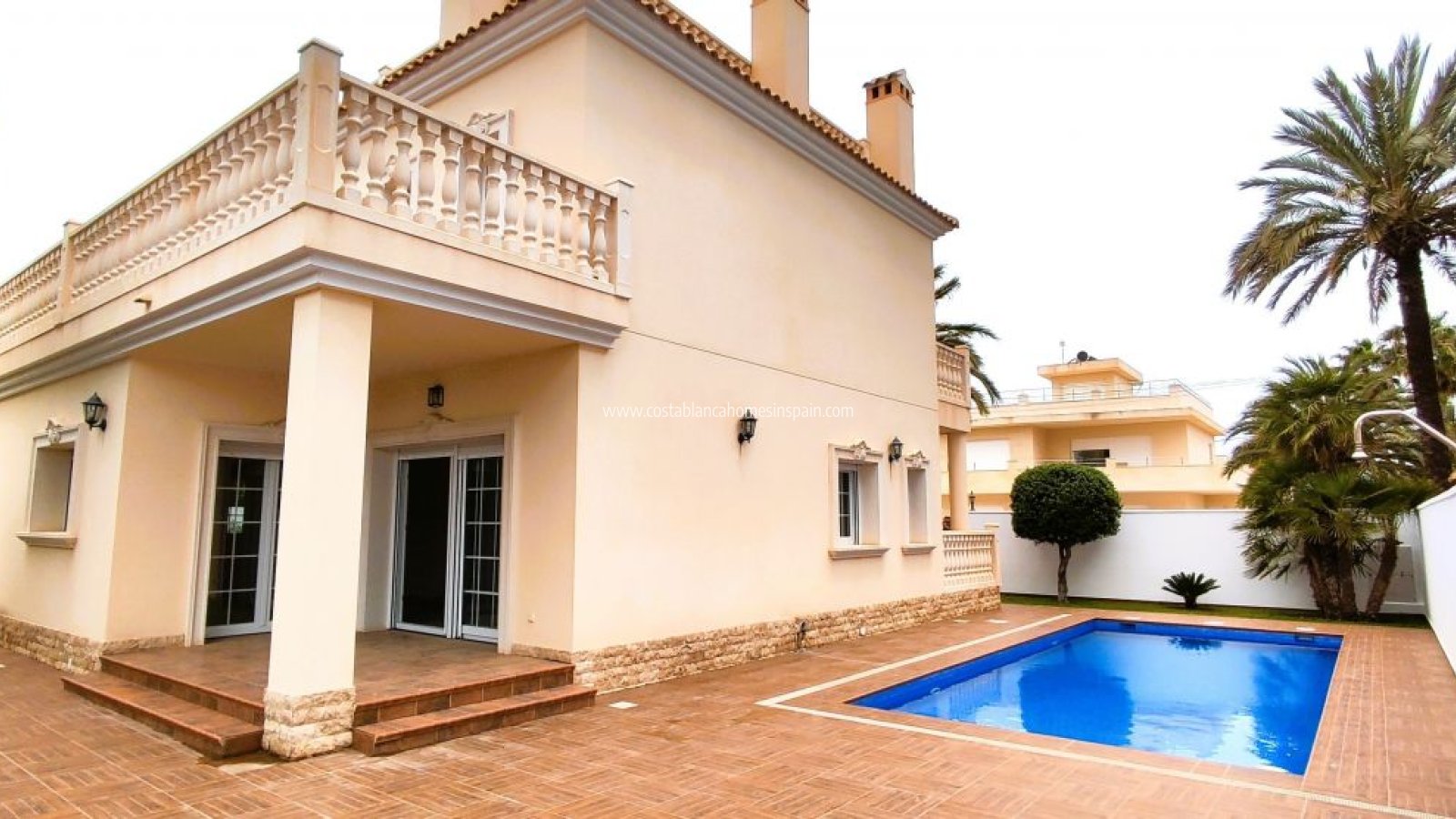 Használt - Detached Villa - Cabo Roig