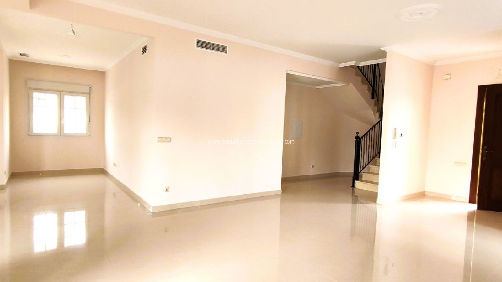 Használt - Detached Villa - Cabo Roig