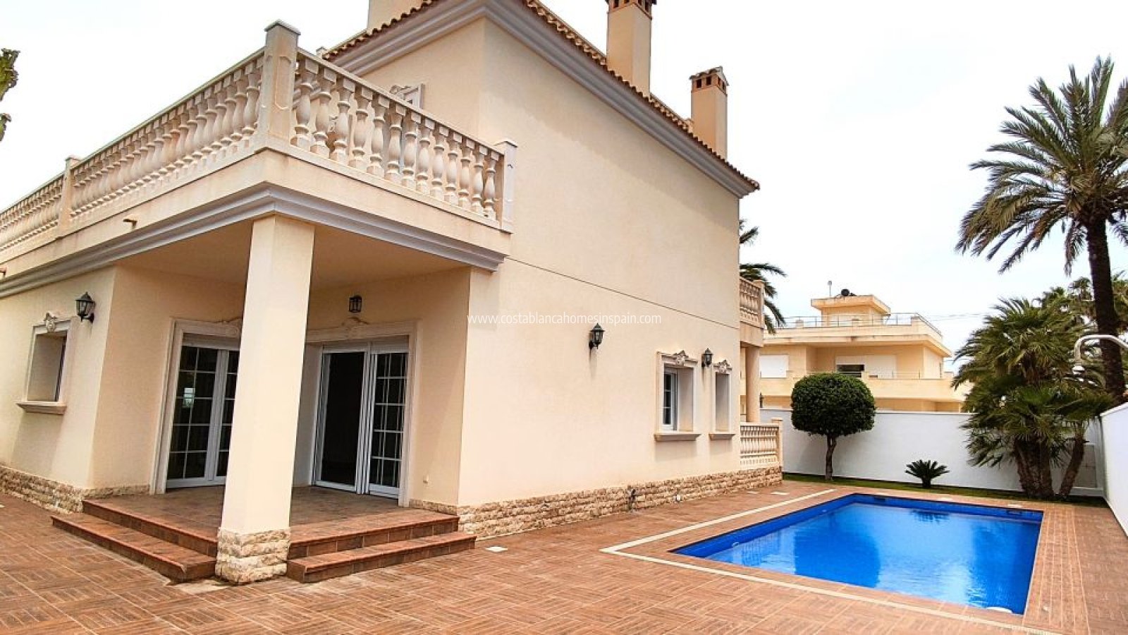 Használt - Detached Villa - Cabo Roig