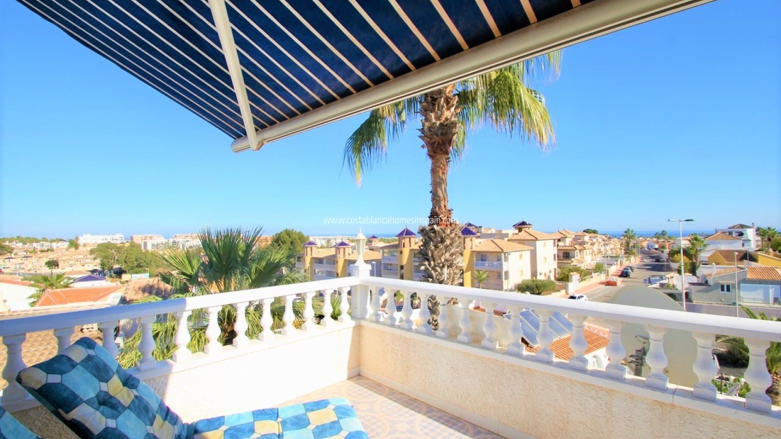 Használt - Detached Villa - Orihuela Costa - Villamartin