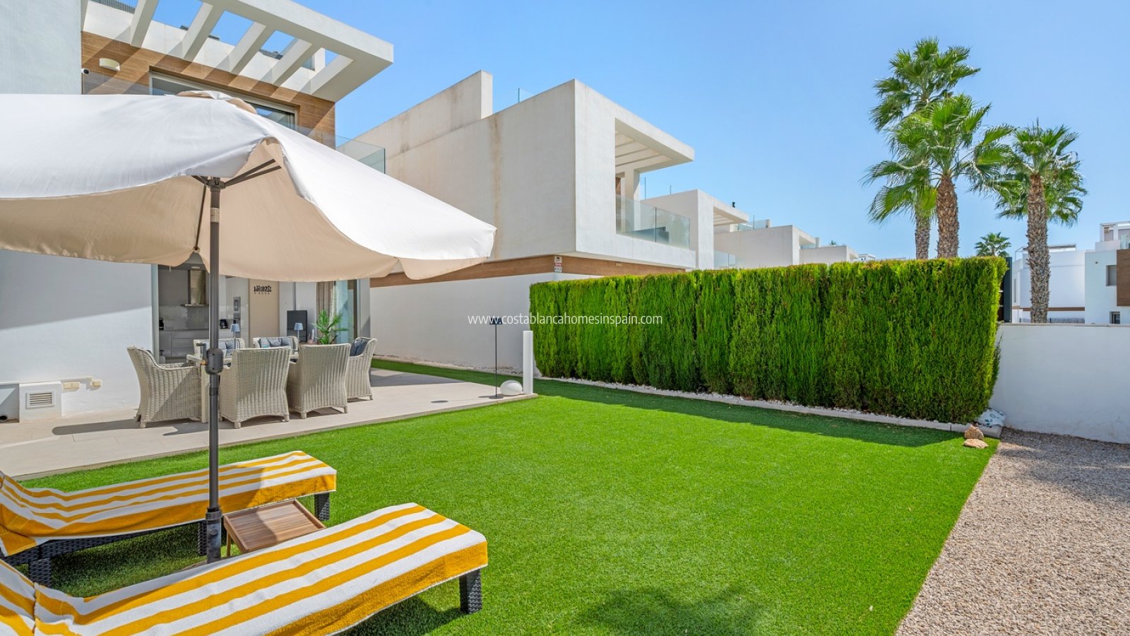 Használt - Detached Villa - Orihuela Costa - Villamartin