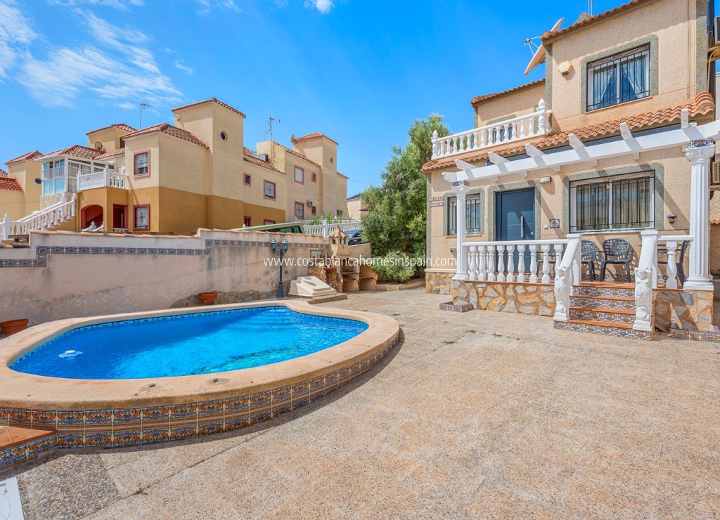 Használt - Detached Villa - Orihuela Costa - 