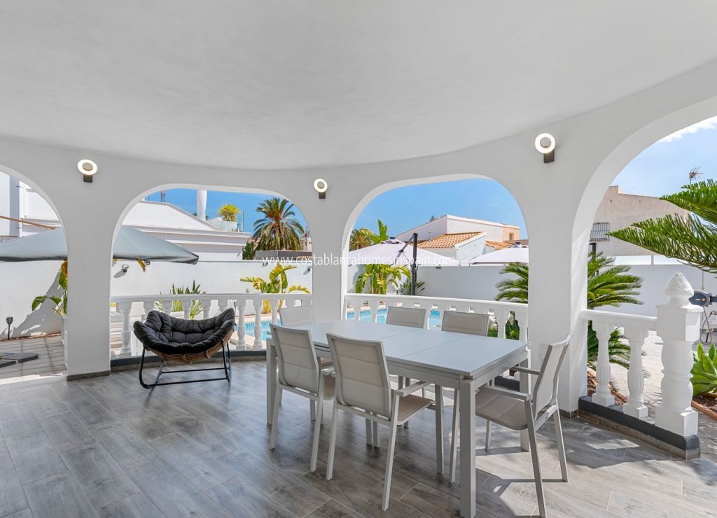 Használt - Detached Villa - Playa Flamenca - Costa Blanca South