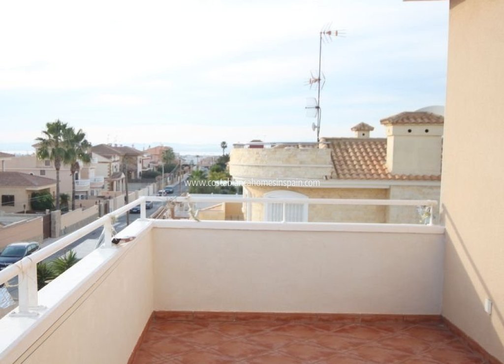 Használt - Detached Villa - Torrevieja - Aguas Nuevas