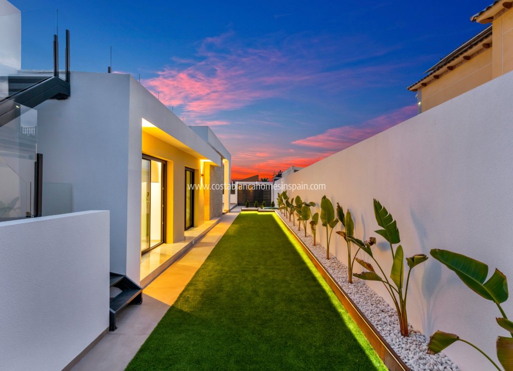 Használt - Detached Villa - Torrevieja - El chaparral