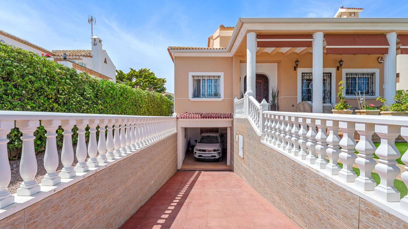 Használt - Detached Villa - Torrevieja - La Mata