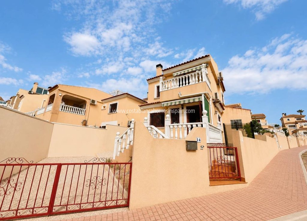 Használt - Detached Villa - Villamartin - Blue Lagoon