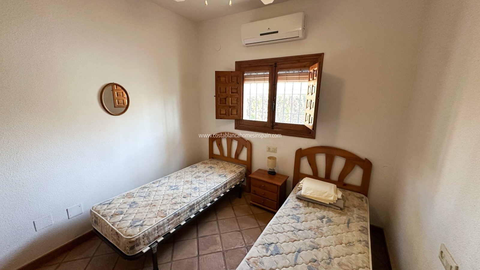 Használt - Detached Villa - 