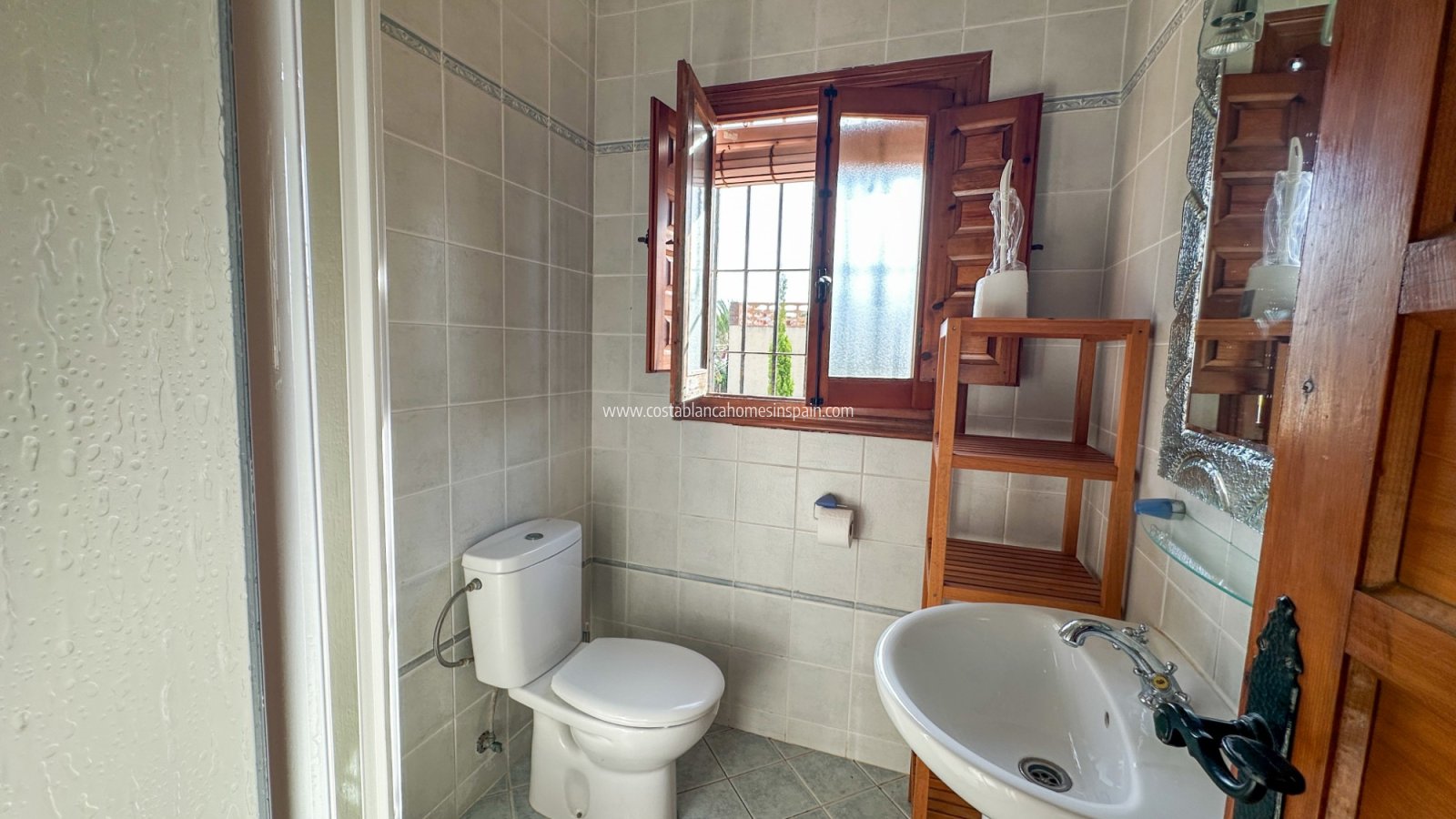 Használt - Detached Villa - 
