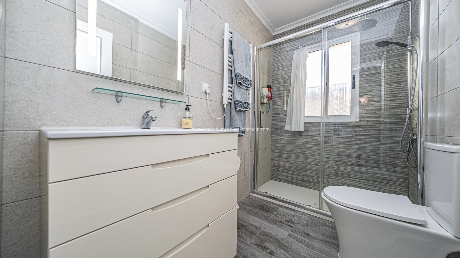 Használt - Semi - Detached Villa - Cabo Roig - 