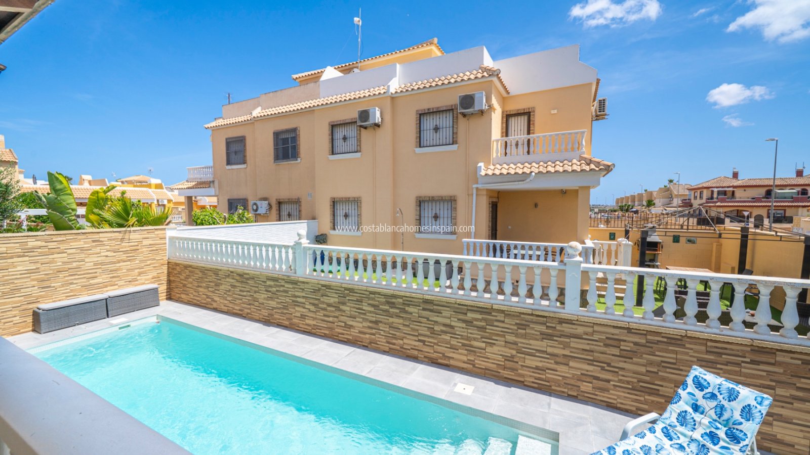 Használt - Semi - Detached Villa - Ciudad Quesada - 