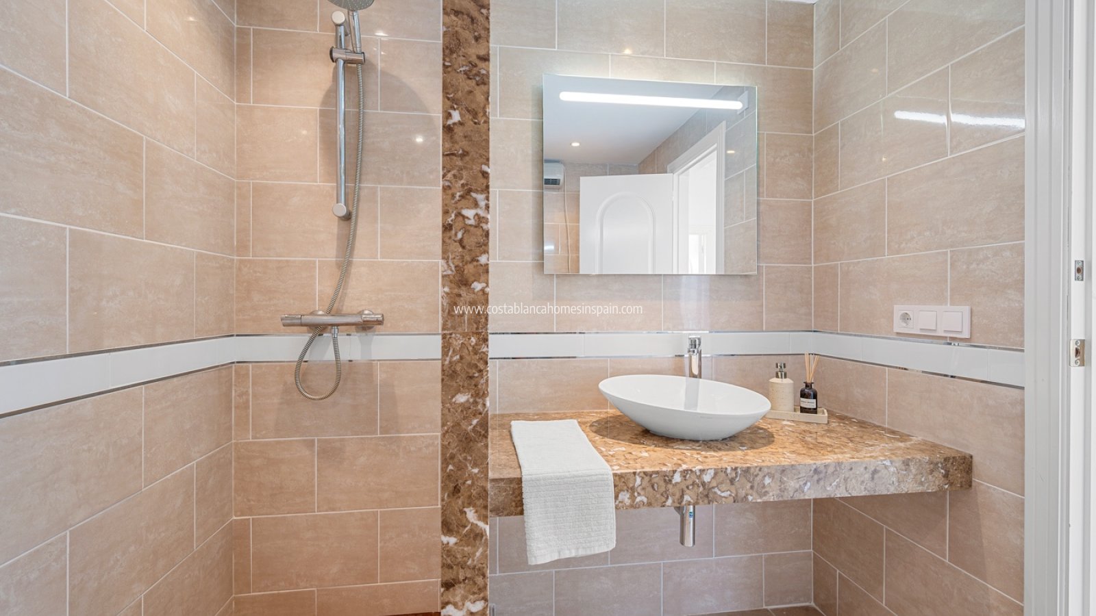 Használt - Semi - Detached Villa - Ciudad Quesada - 
