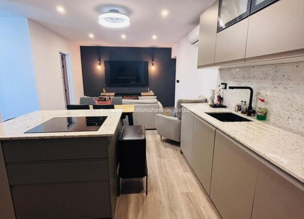 Használt - Townhouse - San Miguel de Salinas - 