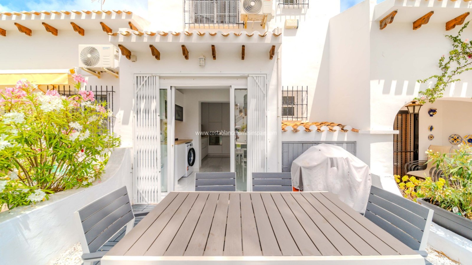 Használt - Townhouse - Villamartin - Costa Blanca