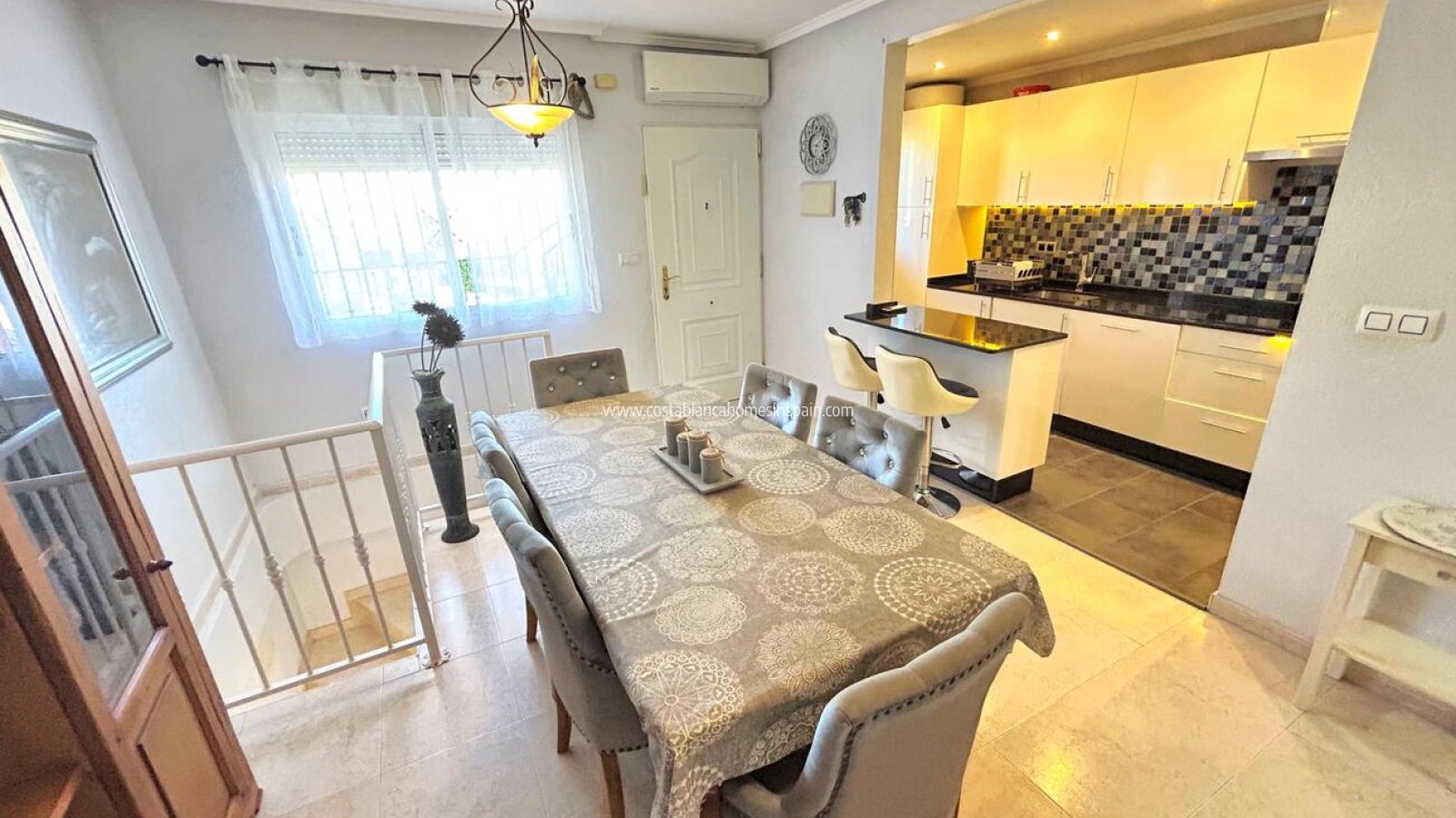 Használt - Townhouse - Villamartin - Costa Blanca